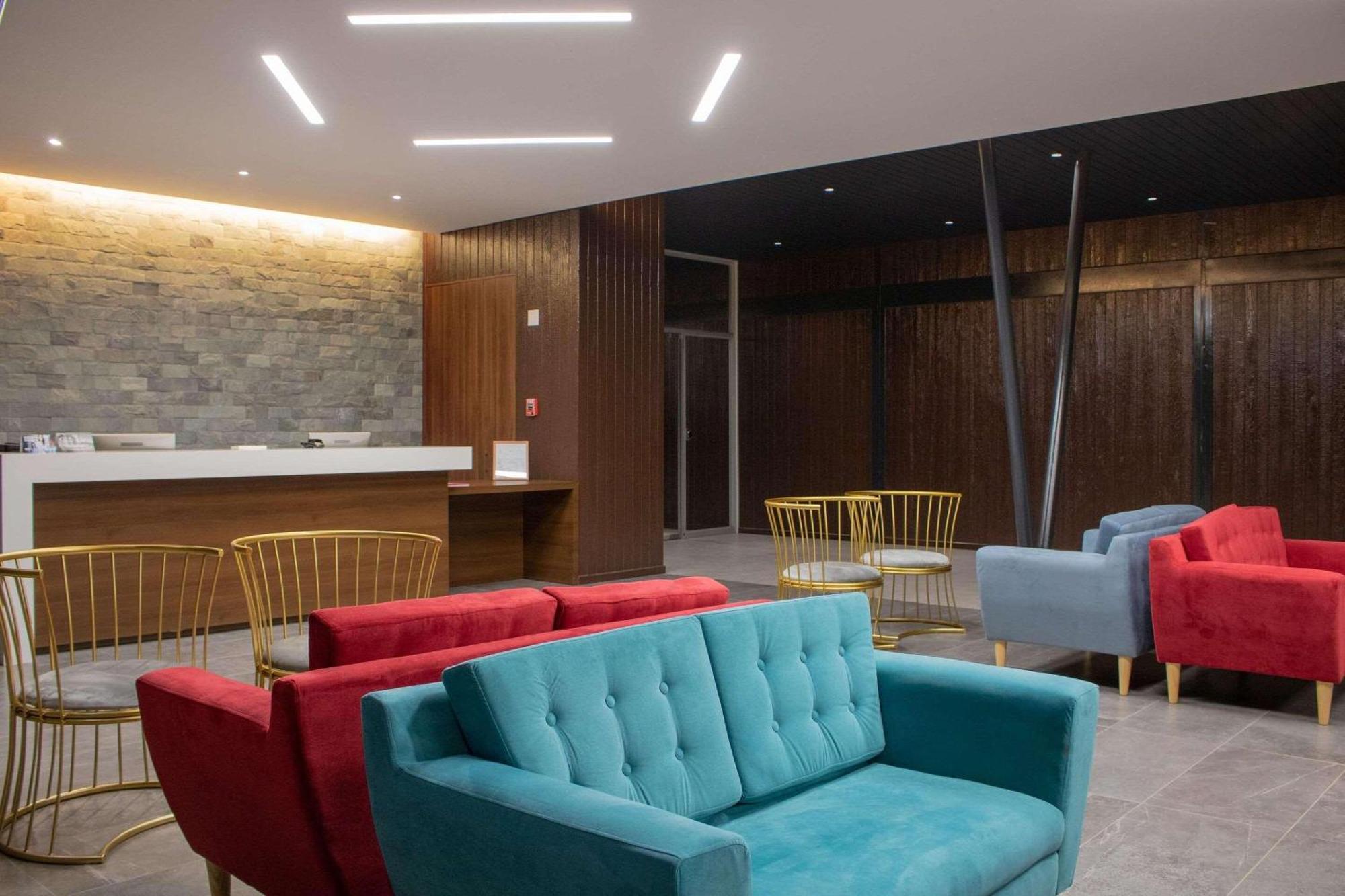 Park Inn By Radisson Los Olivos De Vallenar Exterior photo
